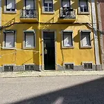 Bright And Comfortable * Lisbon
