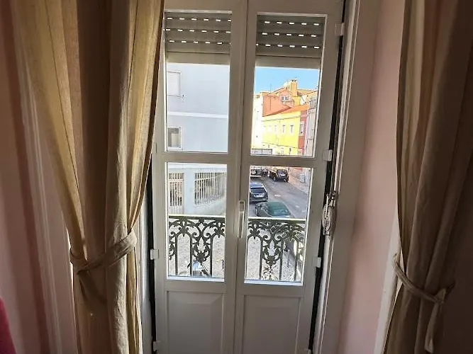 Bright And Comfortable شقة Lisboa