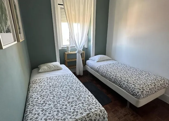 Apartment Bright And Comfortable Lisbon